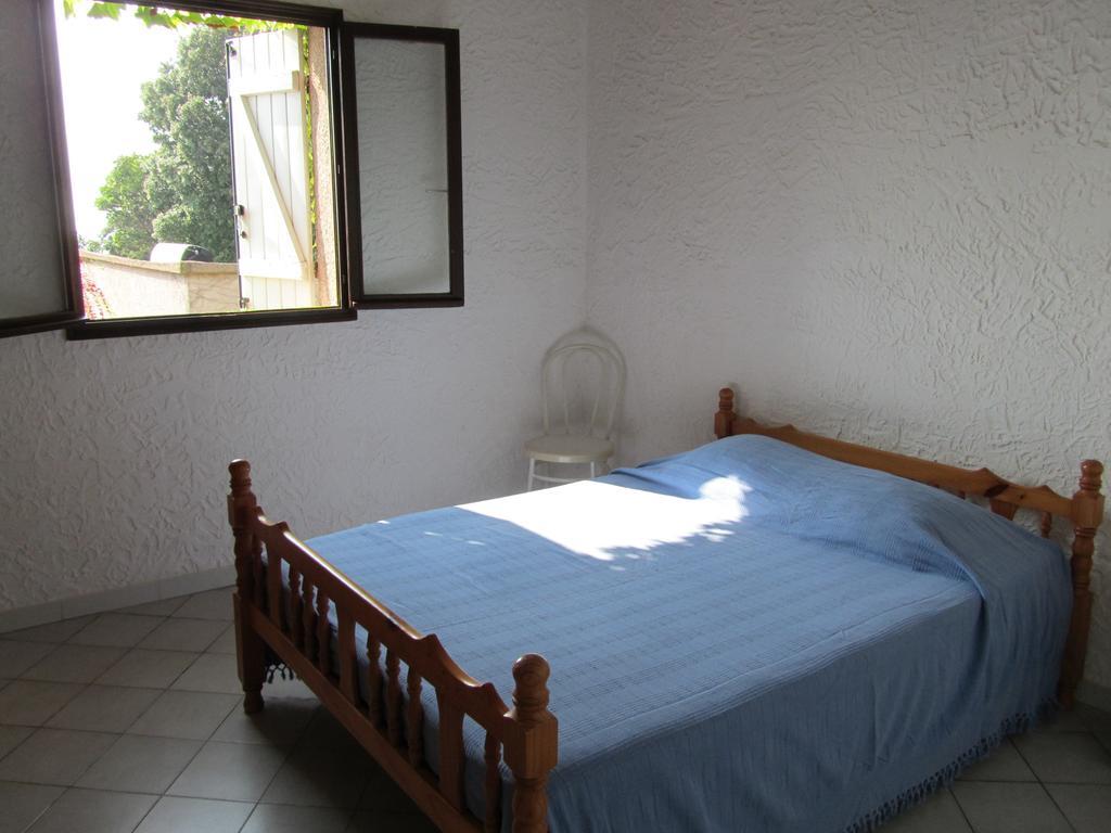 Sole E Mare Aparthotel Santa-Maria-Poggio  Room photo