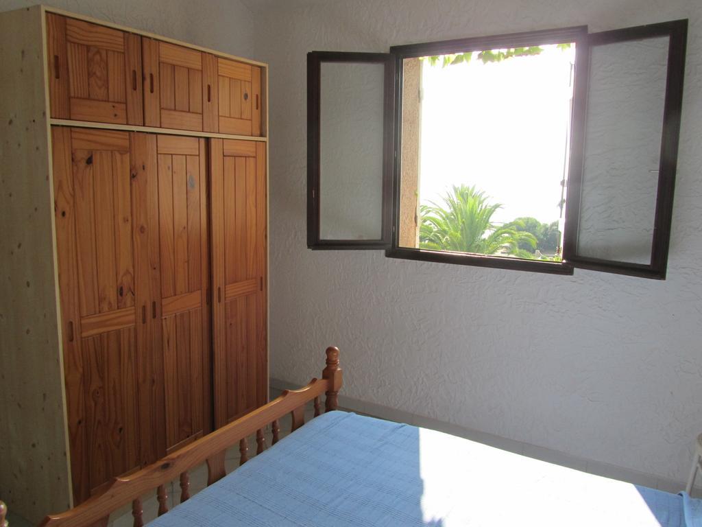 Sole E Mare Aparthotel Santa-Maria-Poggio  Room photo